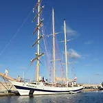 De Charme Au Coeur De Saint Tropez